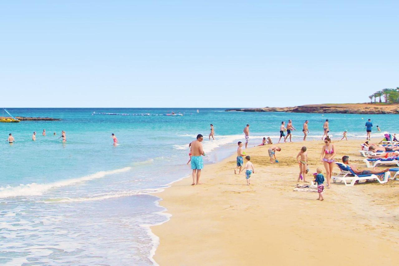 Meryl - Coralli Beachfront Apartment Protaras Ngoại thất bức ảnh